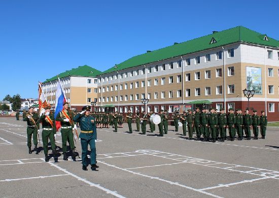 Выпускников АГПК приглашают получить высшее образование в Военной академии радиационной, химической и биологической защиты им. Маршала Советского Союза С. К. Тимошенко